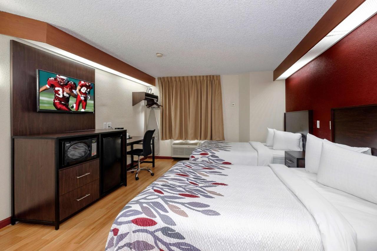 Chesapeake Inn And Suites Lexington Park Patuxent River Naval Air Station California Eksteriør bilde