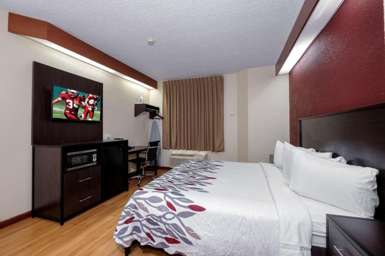 Chesapeake Inn And Suites Lexington Park Patuxent River Naval Air Station California Eksteriør bilde